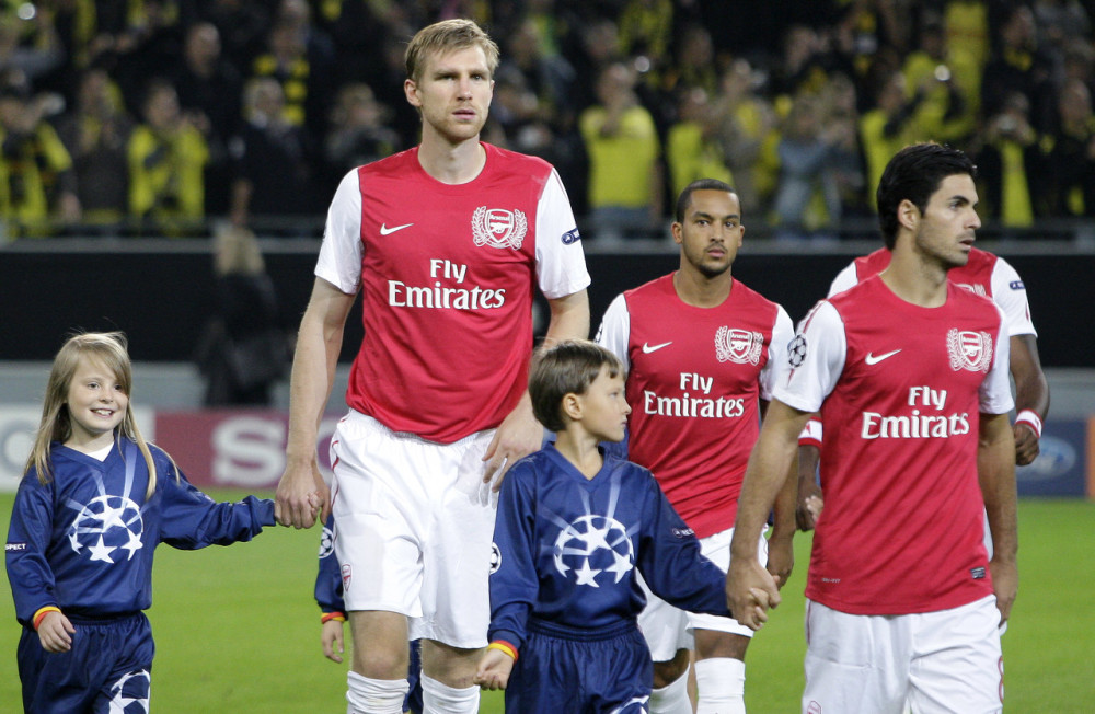 斯图加特今晚临场应变；志在NBA总决赛名次提升；引发热议；年轻球员得到机会的简单介绍