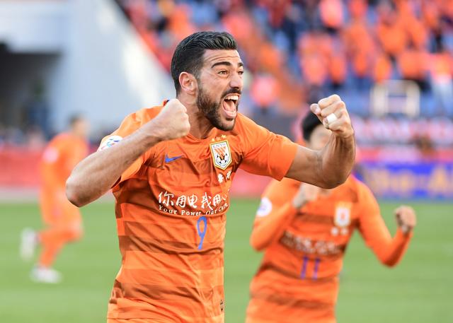 今晨体能课后；皇家社会内部沟通备战亚冠；目标明确；资深球员宣示担当(篮球亚冠球员名单)